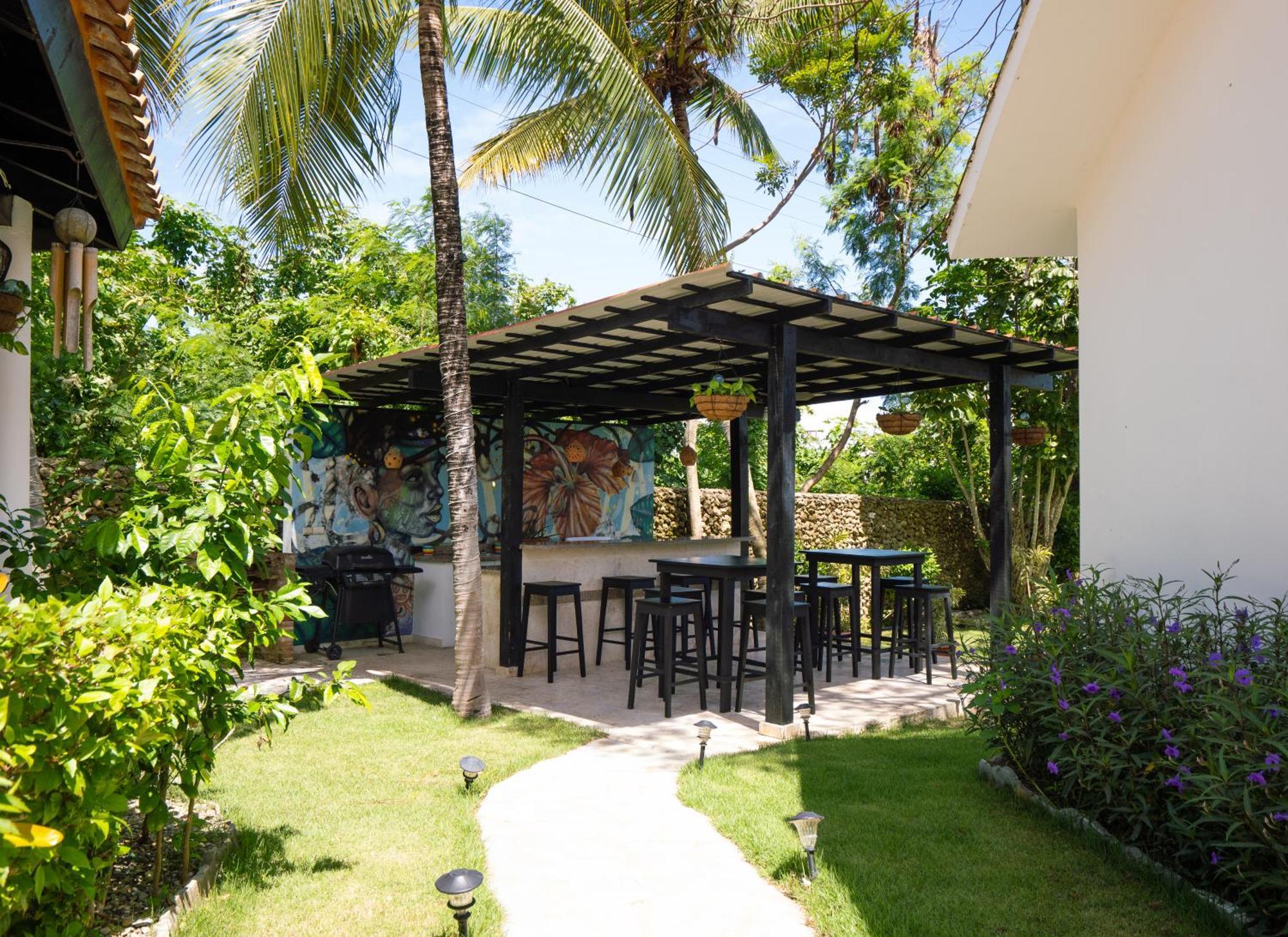 Garden By The Sea Bed and Breakfast Sosúa Exterior foto